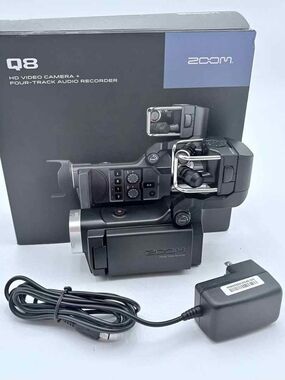 Zoom Q8 Handy Video Recorder - Black